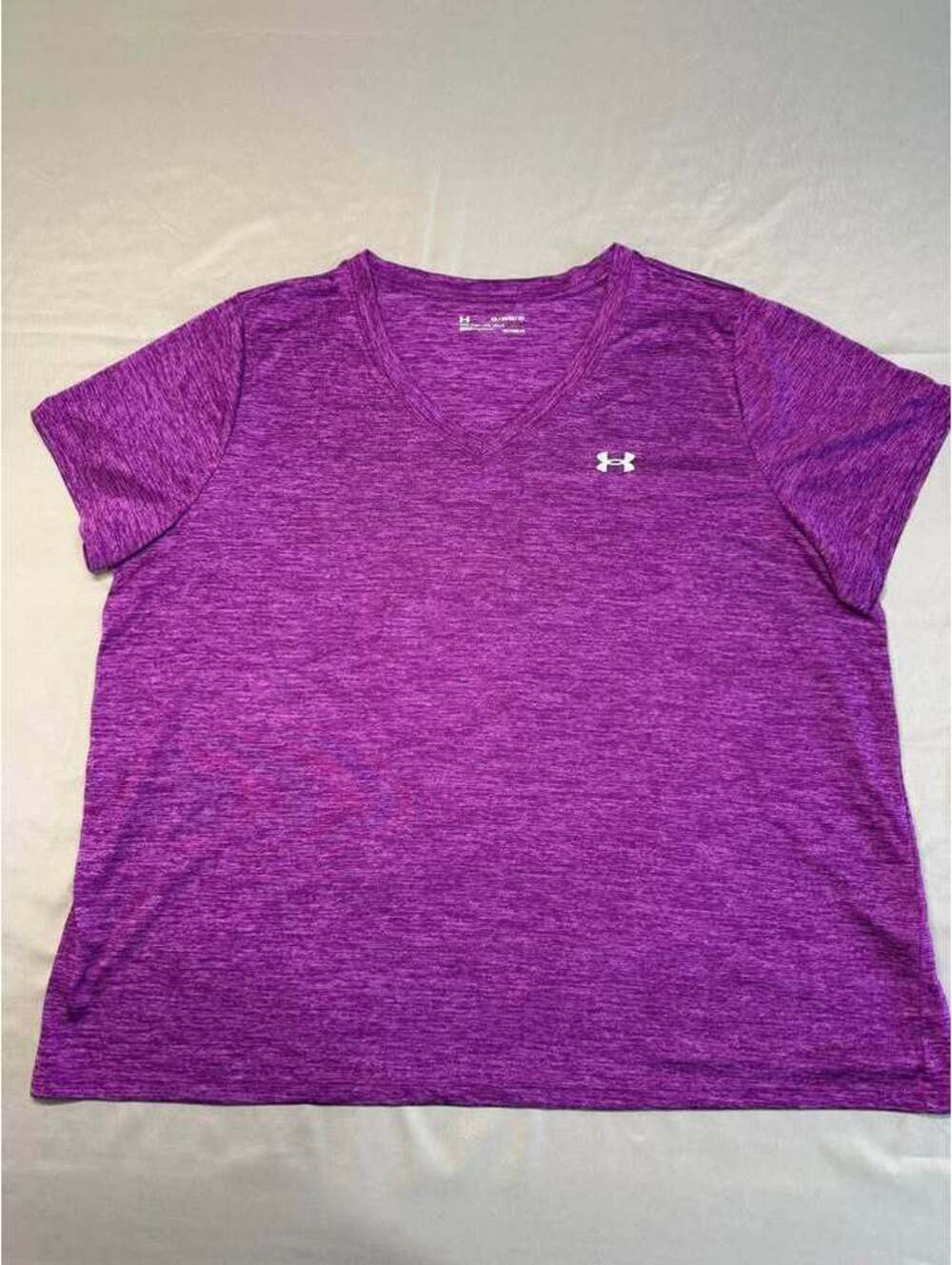 Under Armour HeatGear V-Neck Short Sleeve Shirt Size 2X